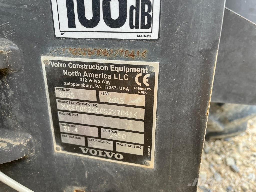 Volvo SD 25 Tvåvalsvältar