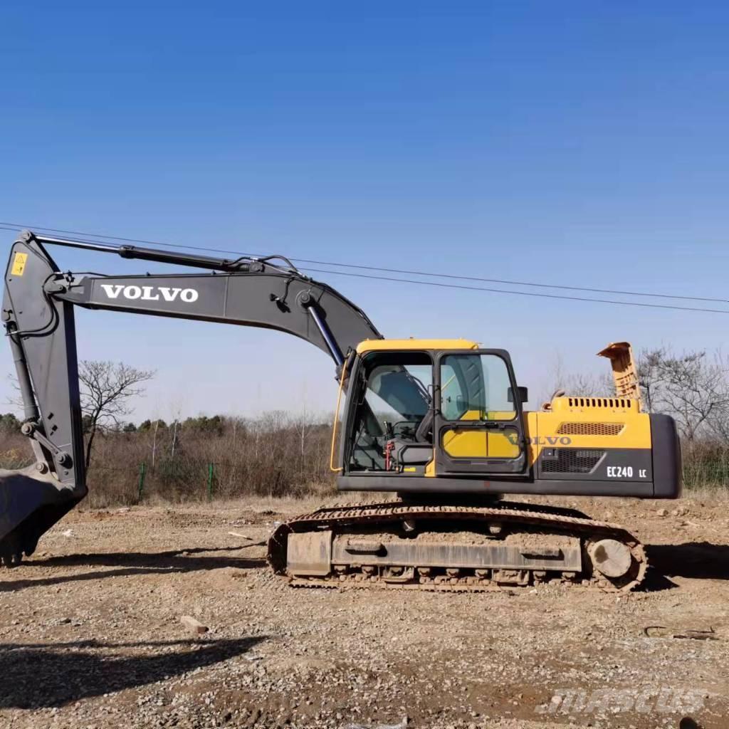 Volvo EC240 Bandgrävare