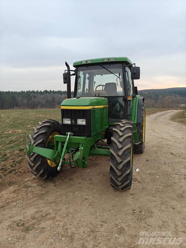 John Deere 6100 Traktorer