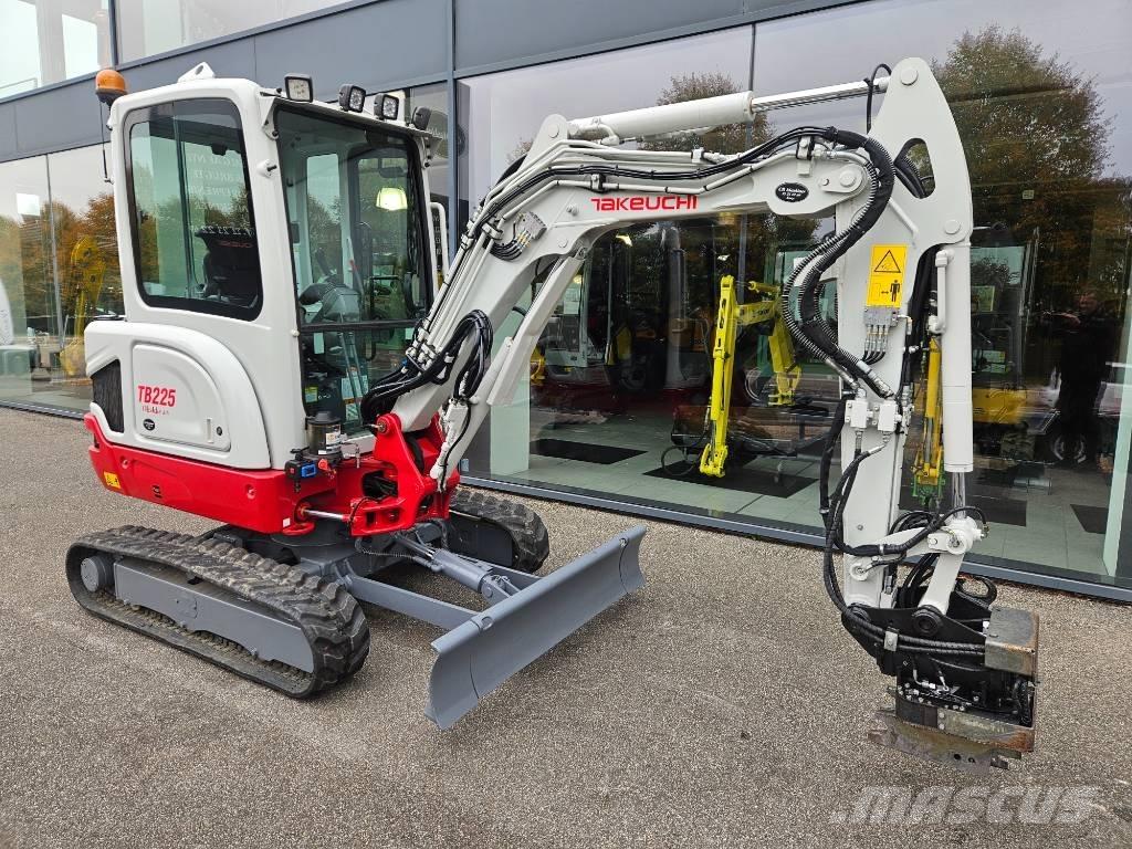 Takeuchi TB 225 Minigrävare < 7t