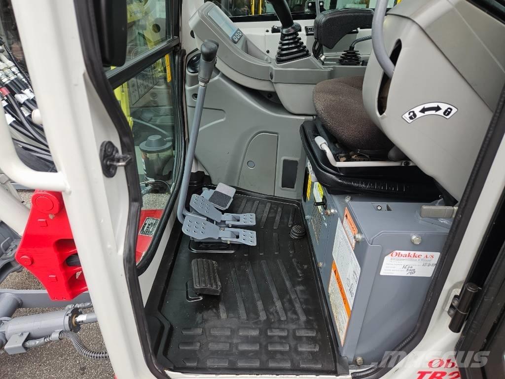 Takeuchi TB 225 Minigrävare < 7t
