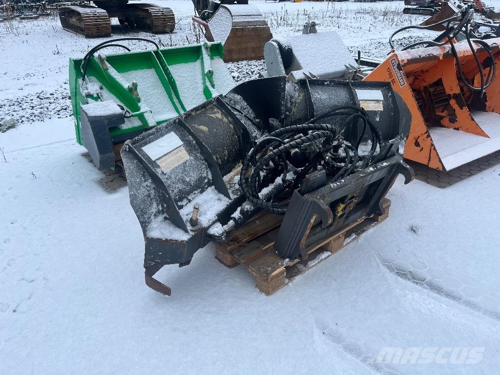 Uni-väg UV-220 Snöplogar