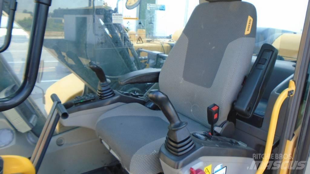 Volvo EC 160 D Bandgrävare