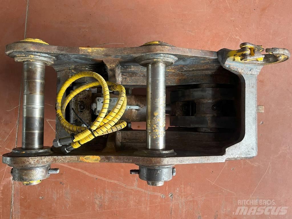 Komatsu PW160-11 Redskapsfäste/ adaptrar