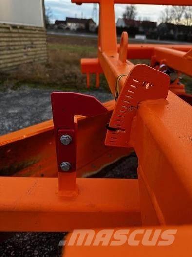 MS Grader 205 K Väghyvlar