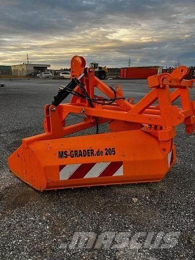 MS Grader 205 K Väghyvlar