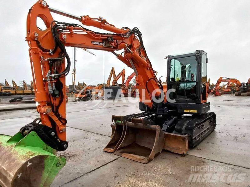 Doosan DX85R Bandgrävare
