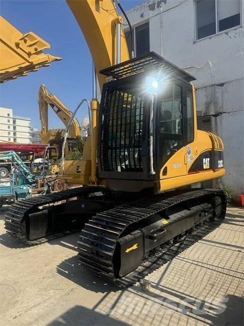 CAT 320 C L Bandgrävare
