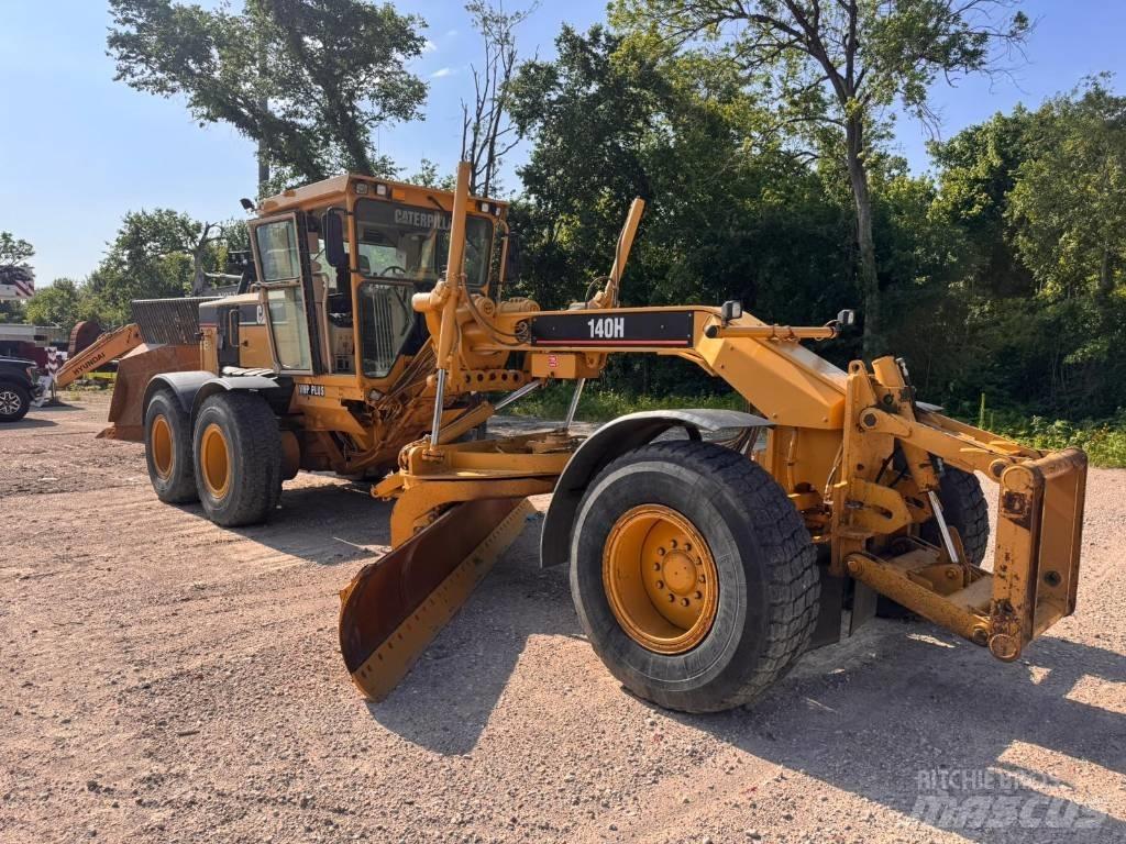 CAT 140 H Väghyvlar