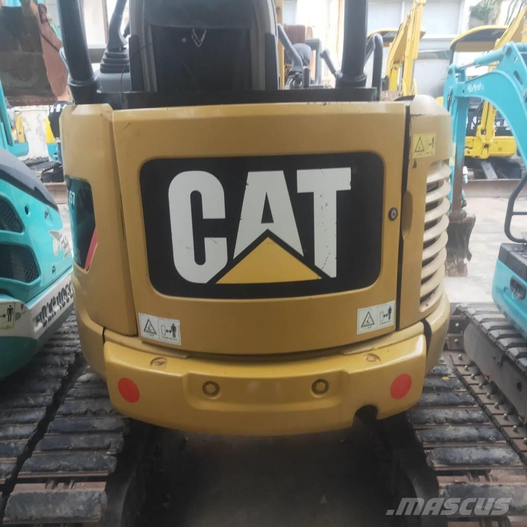 CAT 302C Minigrävare < 7t