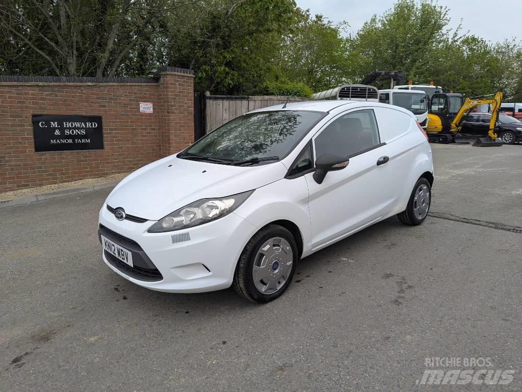 Ford Fiesta Van Lätta skåpbilar