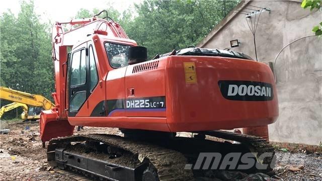 Doosan DH225LC-7 Bandgrävare