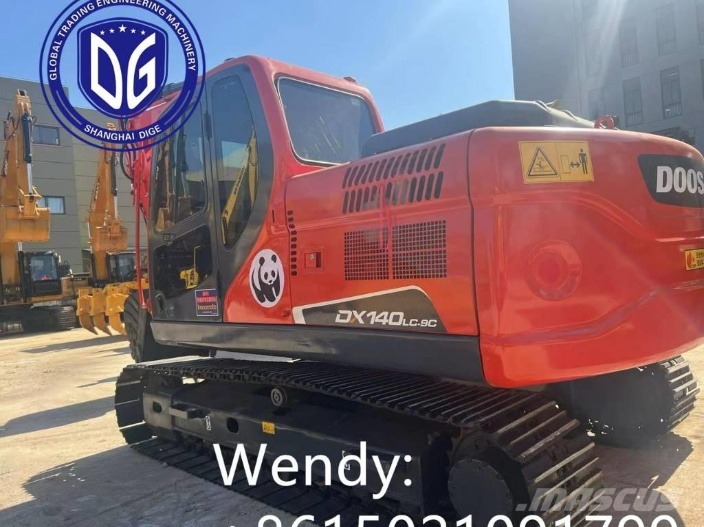 Doosan DX 140LC-9C Bandgrävare