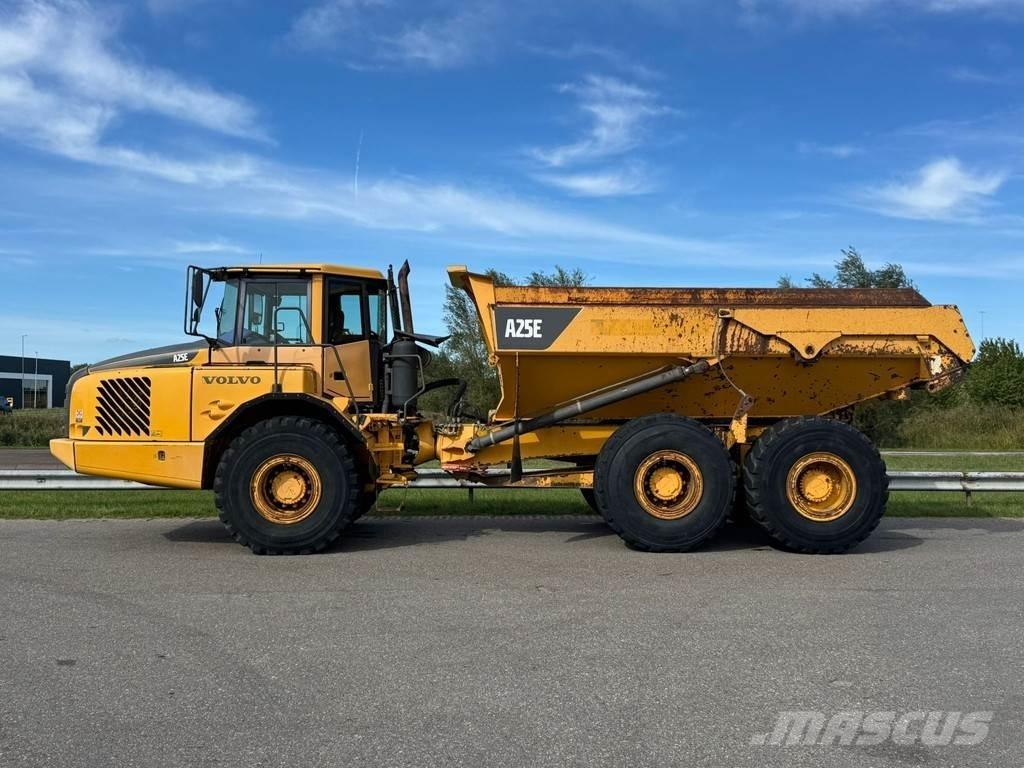 Volvo A25E Midjestyrd dumper