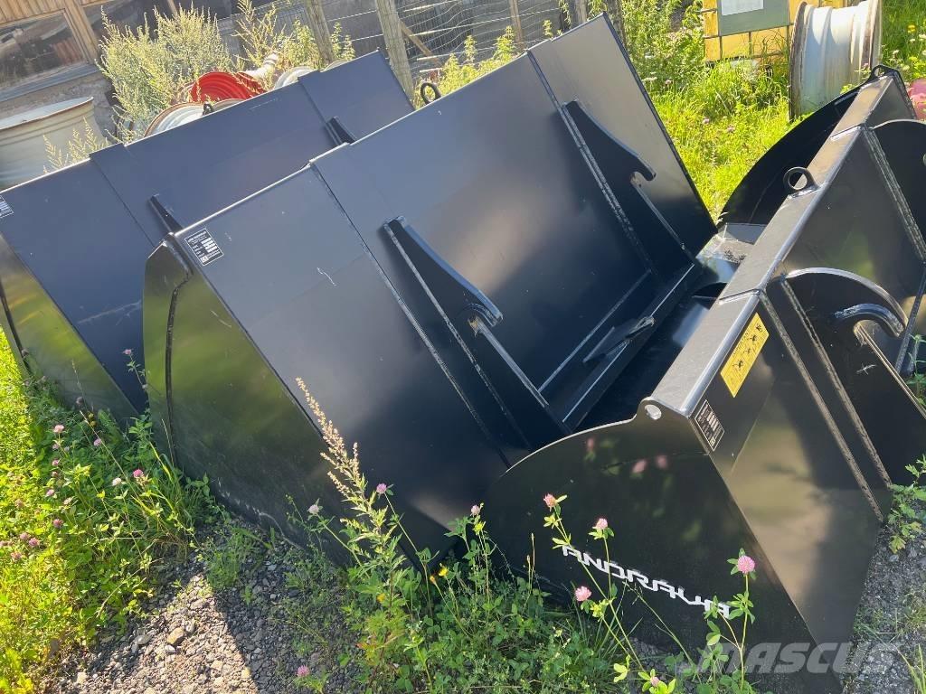 Merlo P 40.7 CS Redskapsbärare för lantbruk