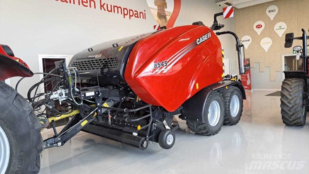 Case IH RB 545 Rundbalspressar