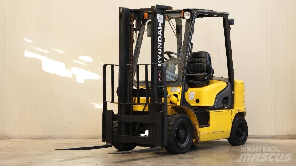 Hyundai 25 D-7 E Dieselmotviktstruckar