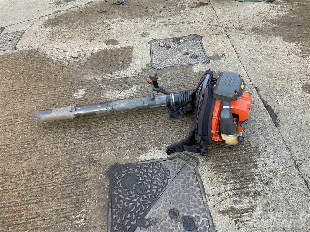 Husqvarna 570BTS Övriga lantbruksmaskiner