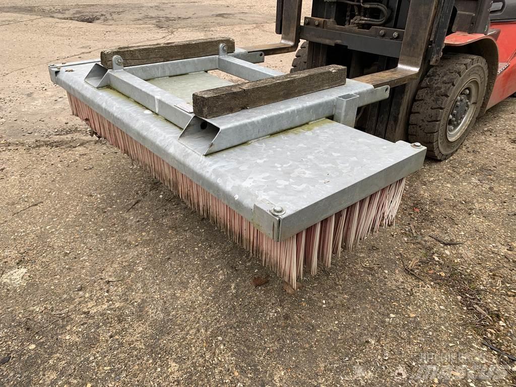 Jacobsen 6FT YARD Lantbruk - Övrigt