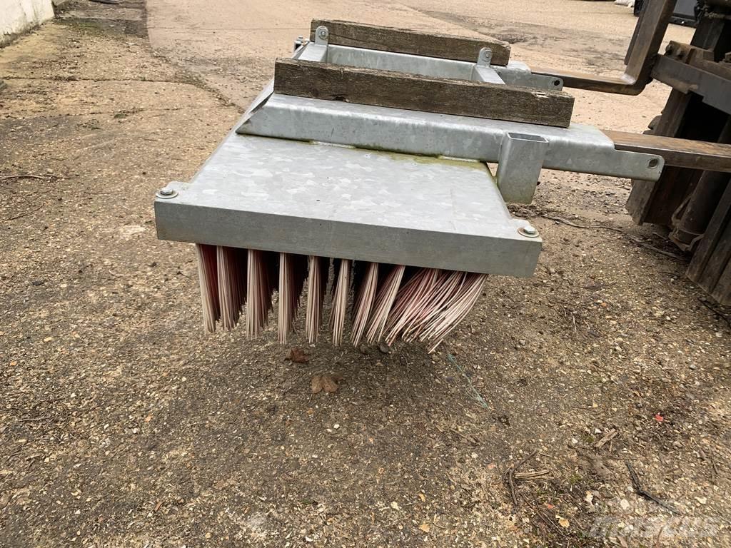 Jacobsen 6FT YARD Lantbruk - Övrigt