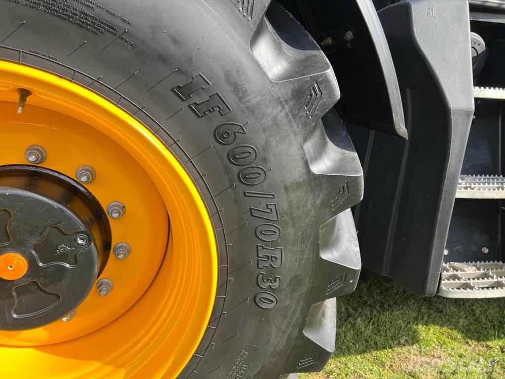 JCB 4220 FASTRAC Traktorer