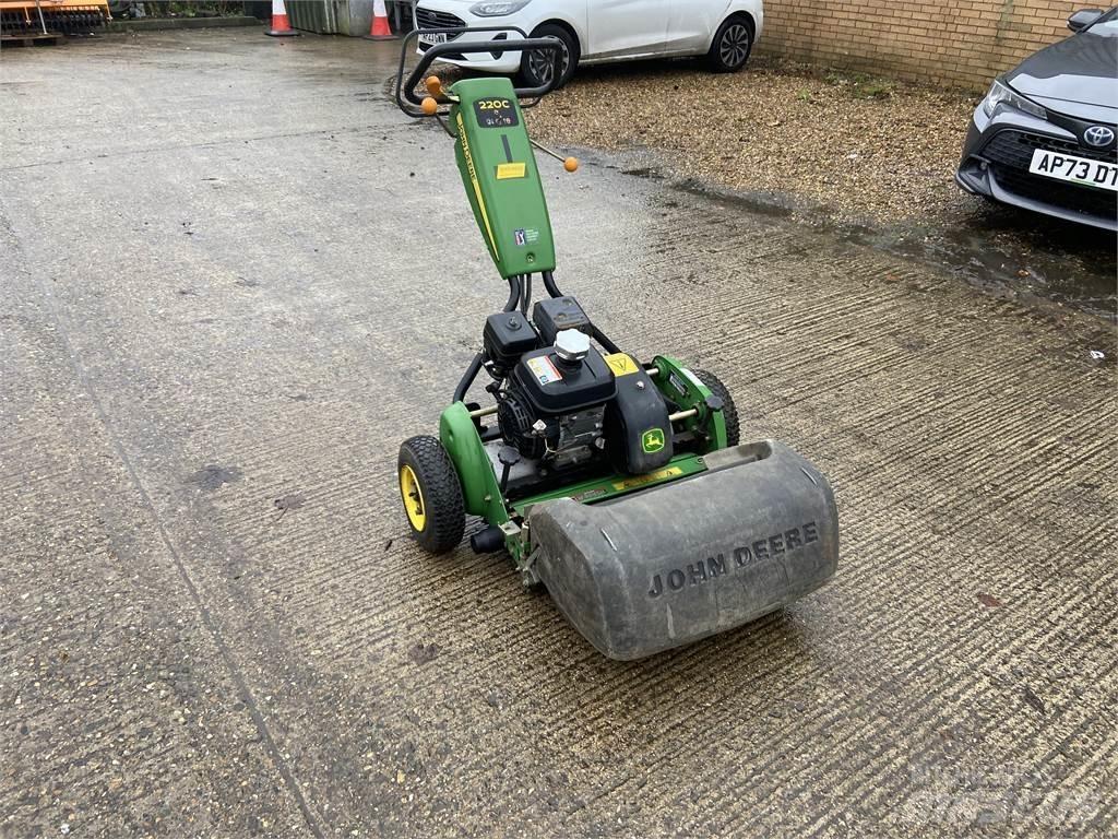 John Deere 220C Lantbruk - Övrigt