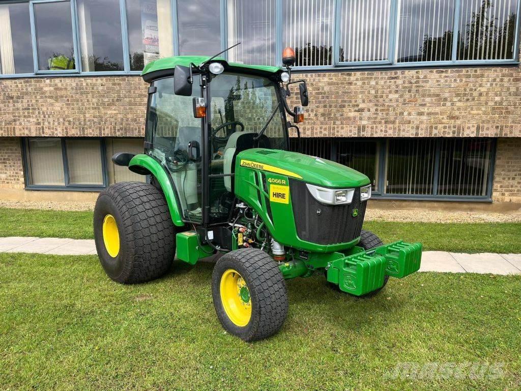 John Deere 4066R Kompakttraktorer