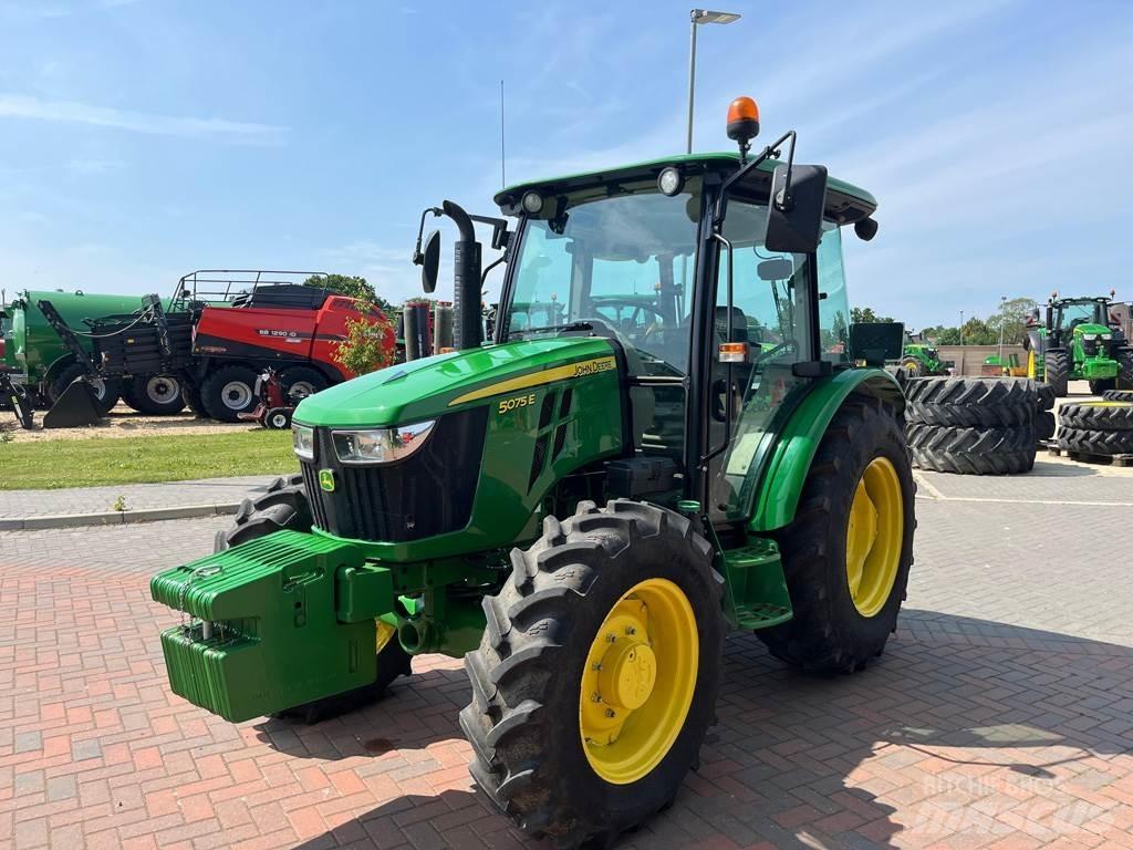 John Deere 5075E Traktorer