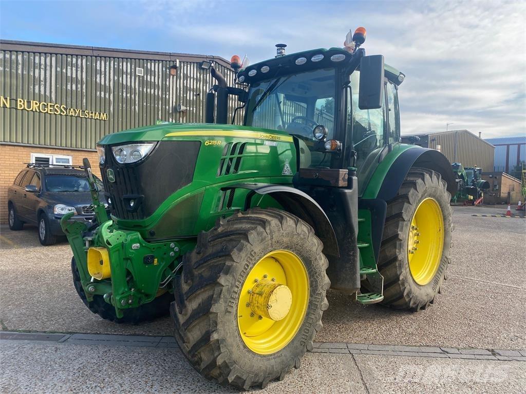 John Deere 6215R Traktorer