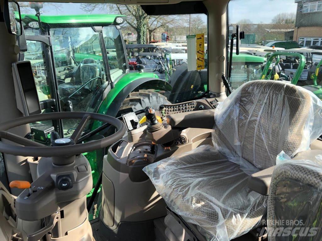 John Deere 6R130 Traktorer