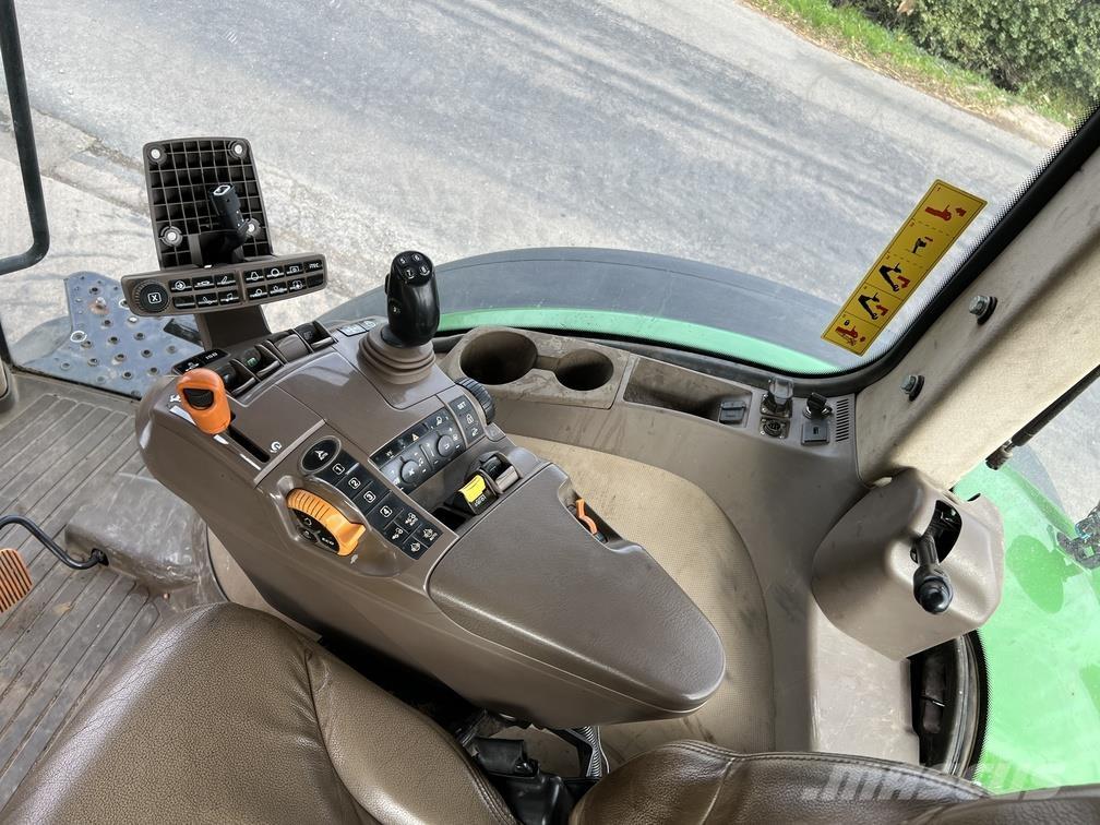 John Deere 7230R Traktorer