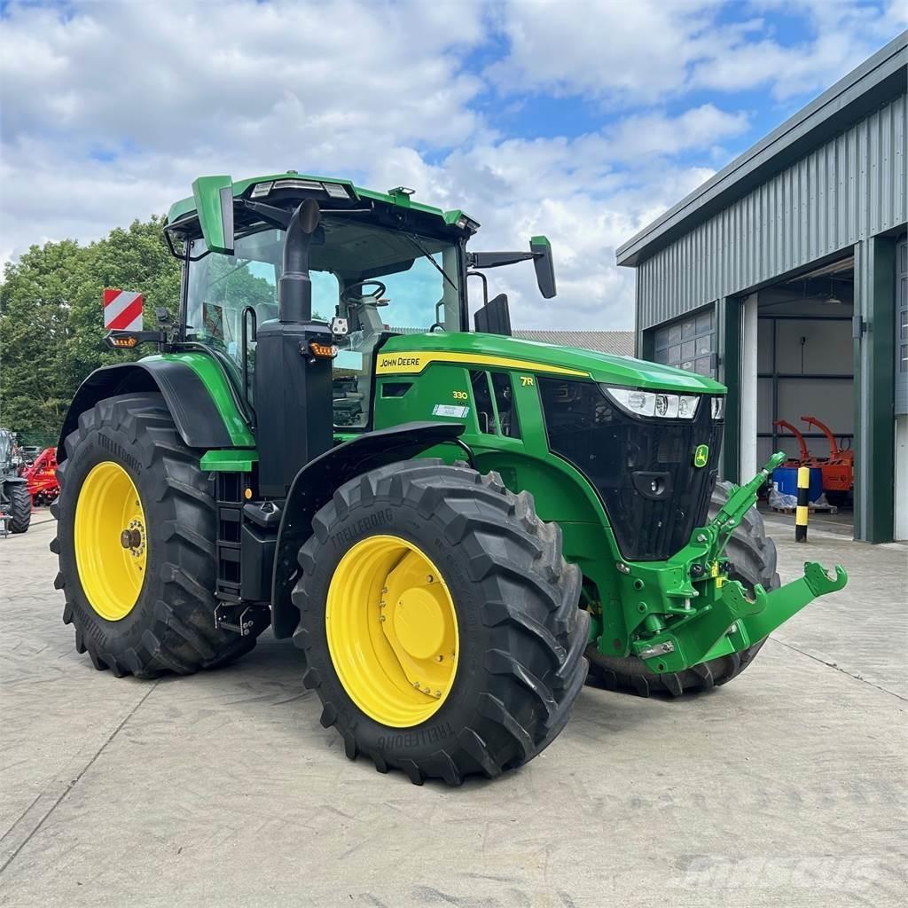 John Deere 7R330 Traktorer