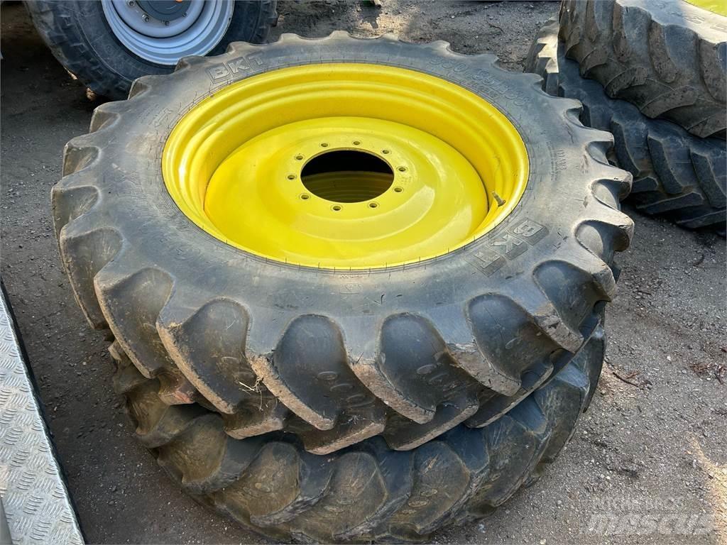 John Deere TYRES Lantbruk - Övrigt