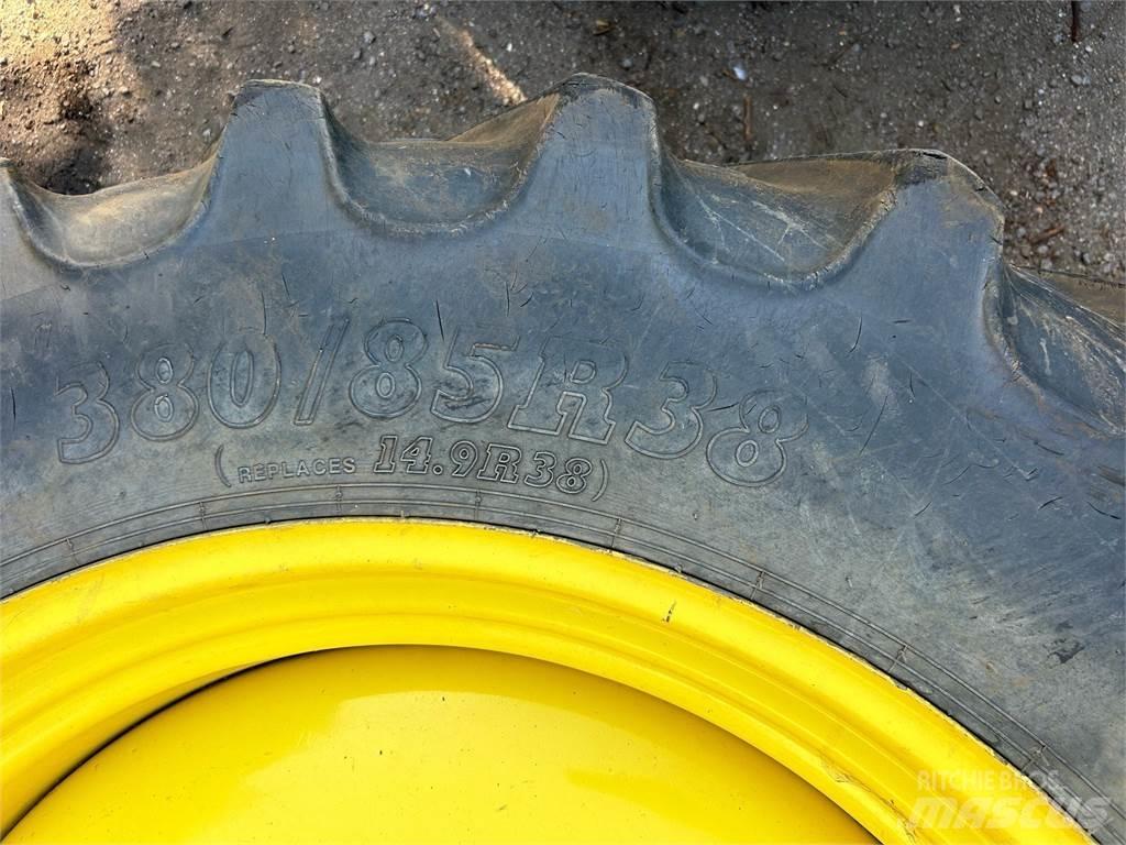 John Deere TYRES Lantbruk - Övrigt