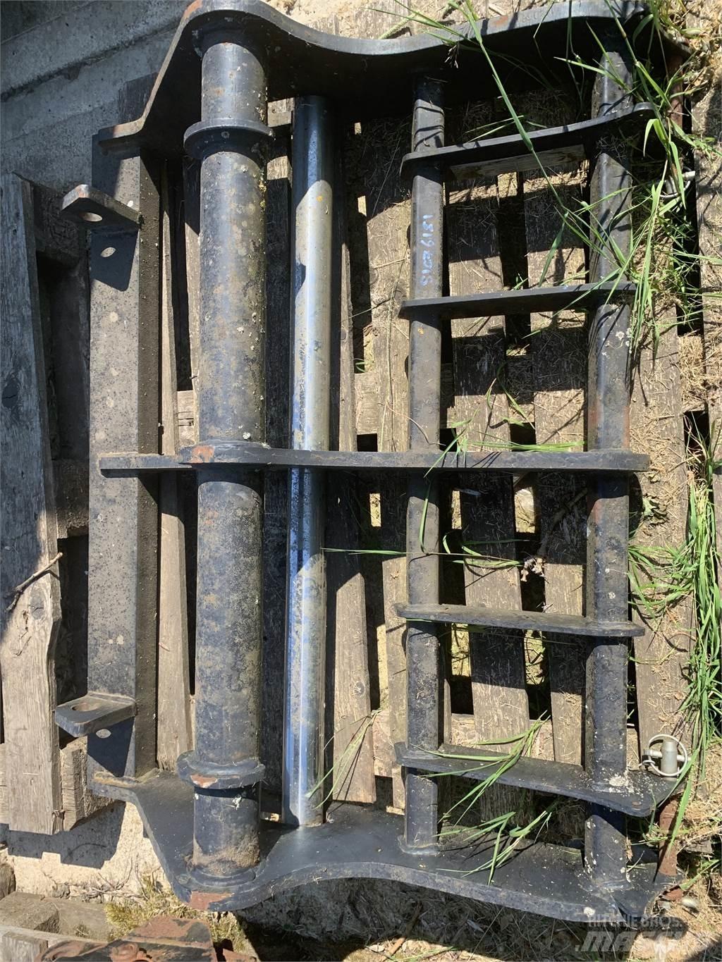 Manitou HEADSTOCK Redskapsbärare för lantbruk
