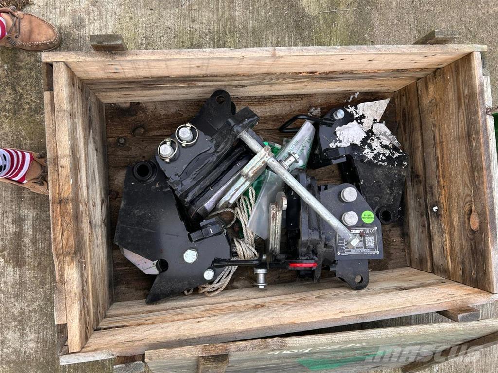 McConnel BRACKETS Redskapsbärare för lantbruk