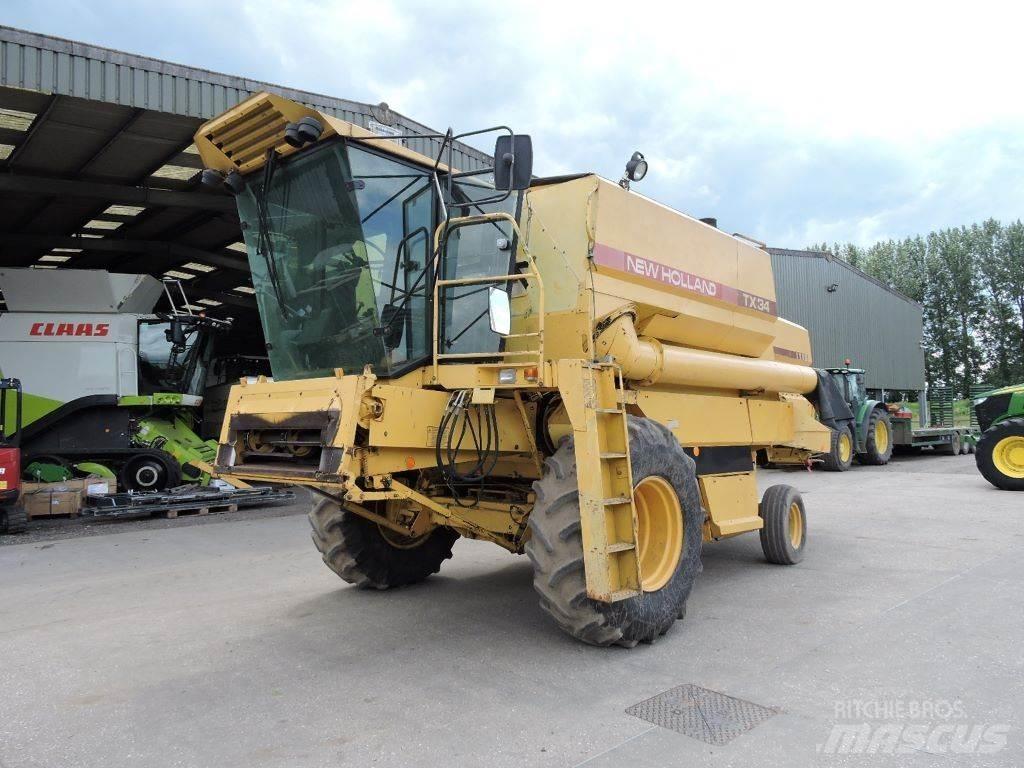 New Holland TX34 Skördetröskor