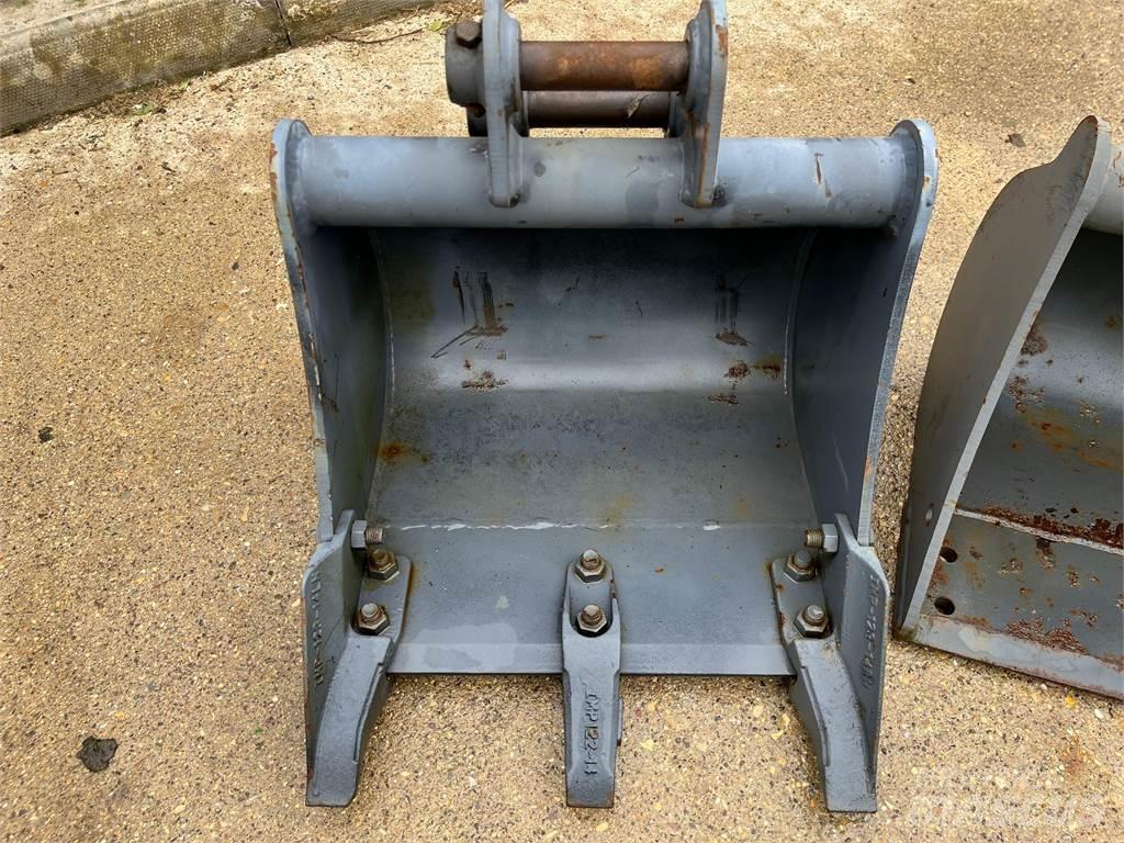 Strickland BUCKET Entreprenad - Övrigt
