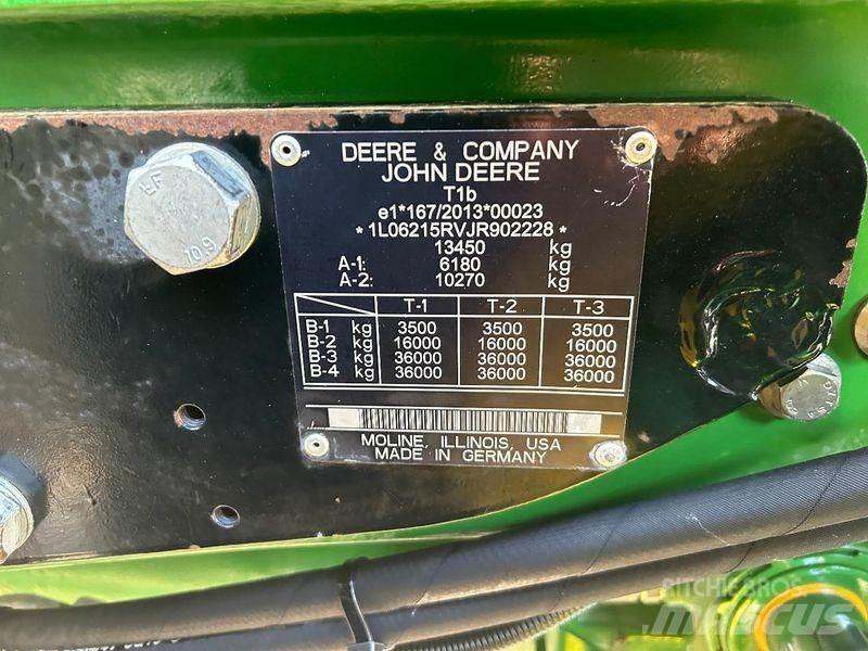 John Deere 6215R Traktorer