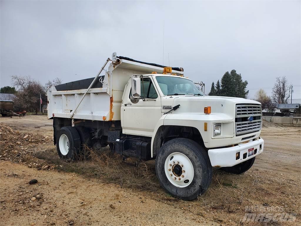 Ford F800 Övriga bilar