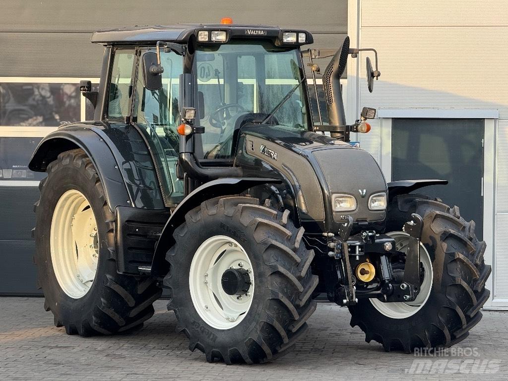 Valtra N 122 V Traktorer