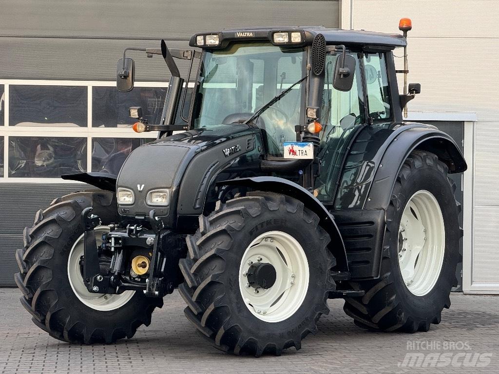 Valtra N 122 V Traktorer