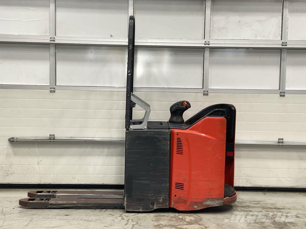 Linde T20SP Låglyftare med plattform