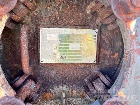 Stansteel 8x32 Asfaltsläggningsmaskiner