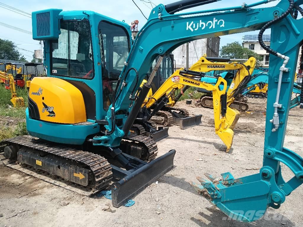 Kubota U 30 Minigrävare < 7t