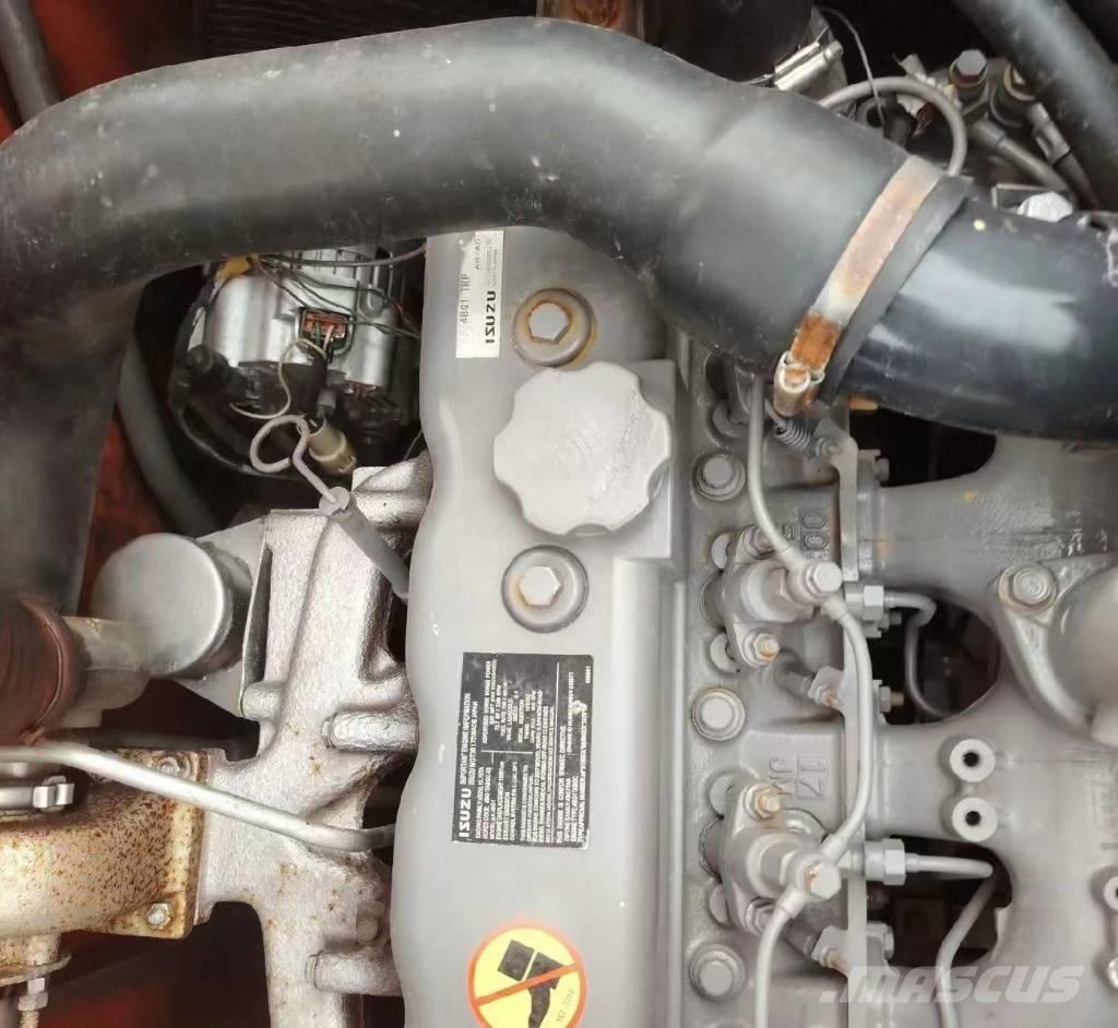 Hitachi 135US-6 Bandgrävare