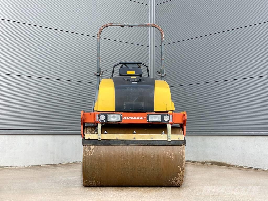 Dynapac CC1300C Kombivältar