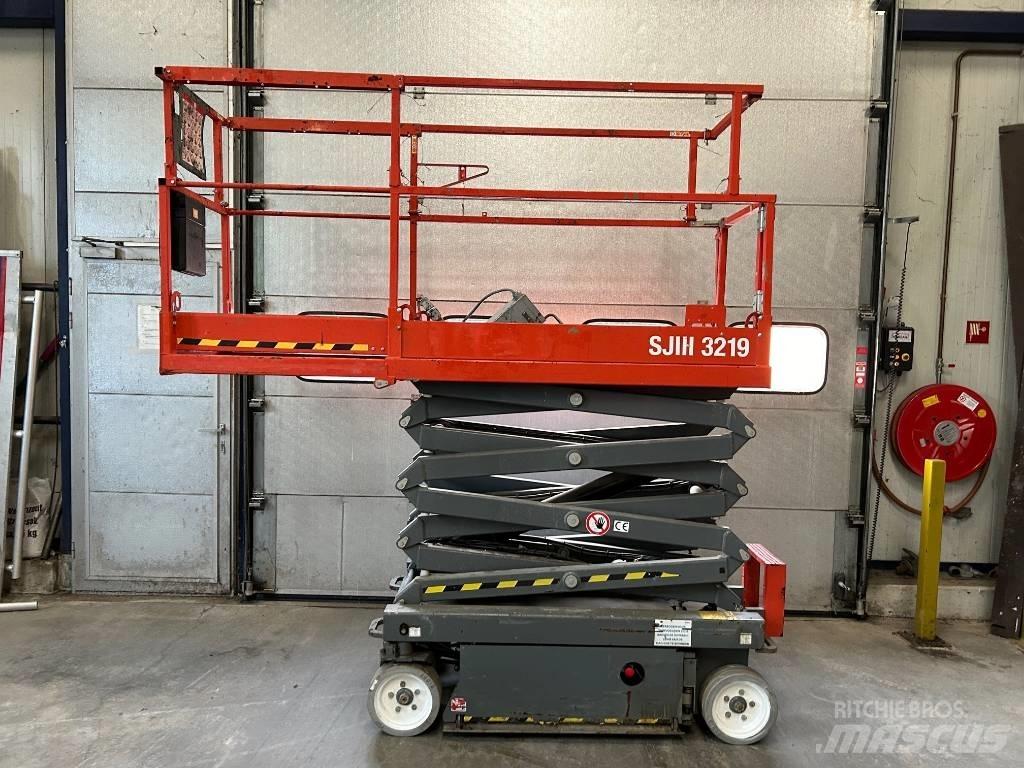 SkyJack SJ 3219 Saxliftar