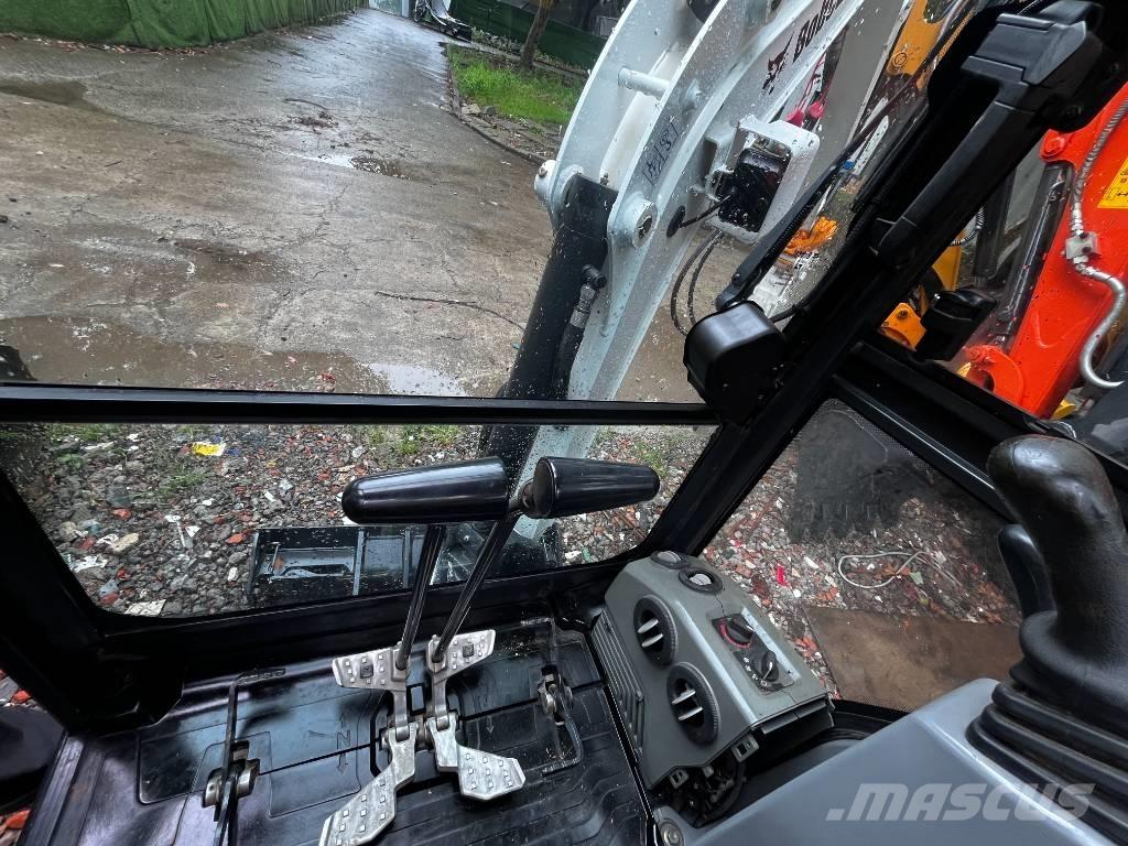 Bobcat E 20z Minigrävare < 7t