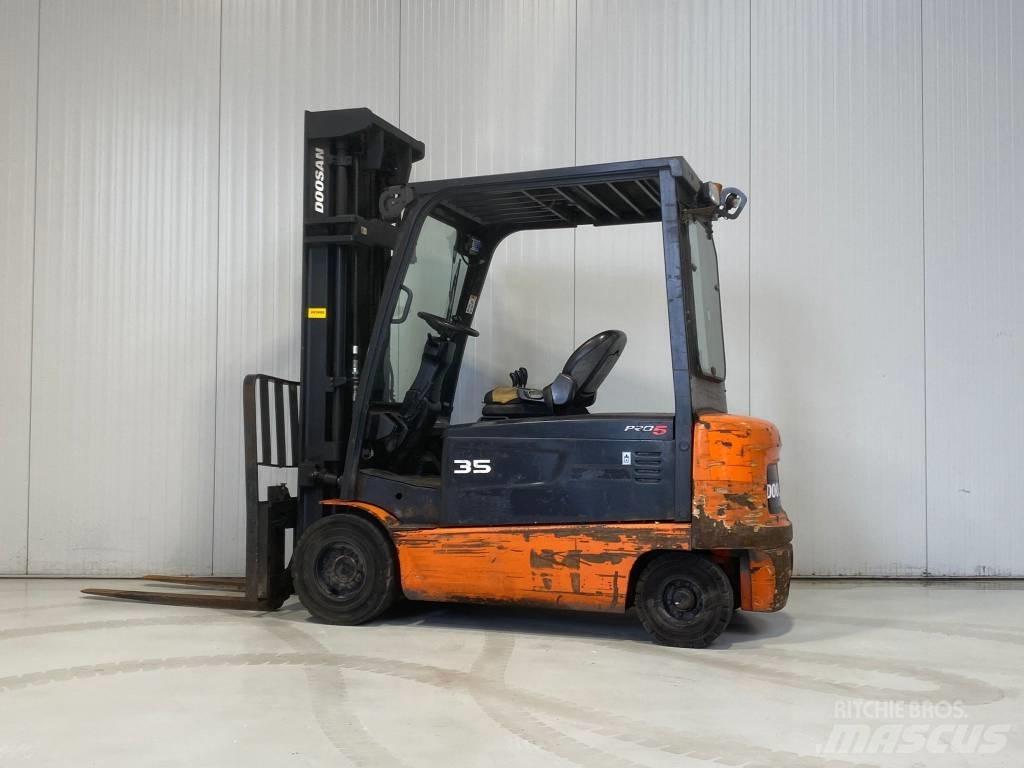 Doosan B35X-5 Elmotviktstruckar